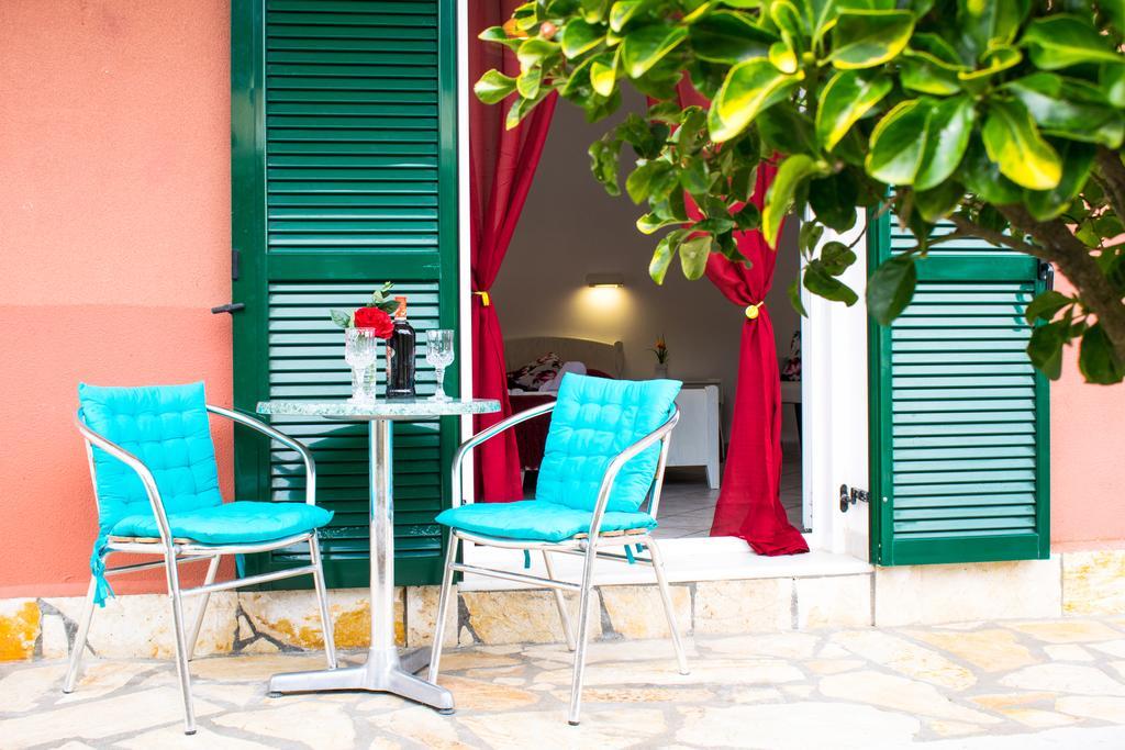 Apart Hotel Blumarin Agios Gordios  Ngoại thất bức ảnh